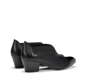 Fluchos DORA D8880 Black Shoe- Formal Shoes