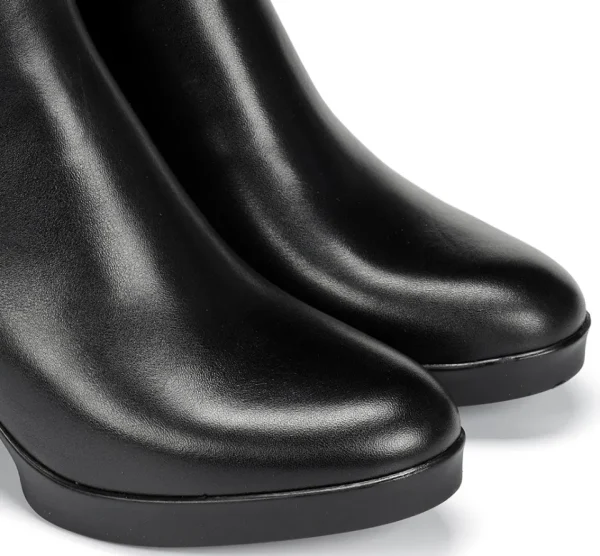 Fluchos ELITE D9423 Black Ankle Boot- Ankle Boots | Heels